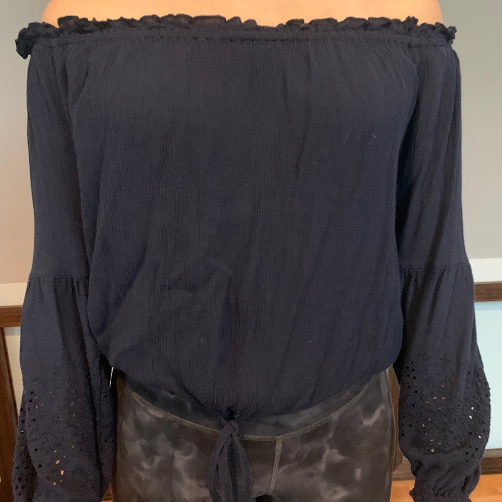 hollister off the shoulder top